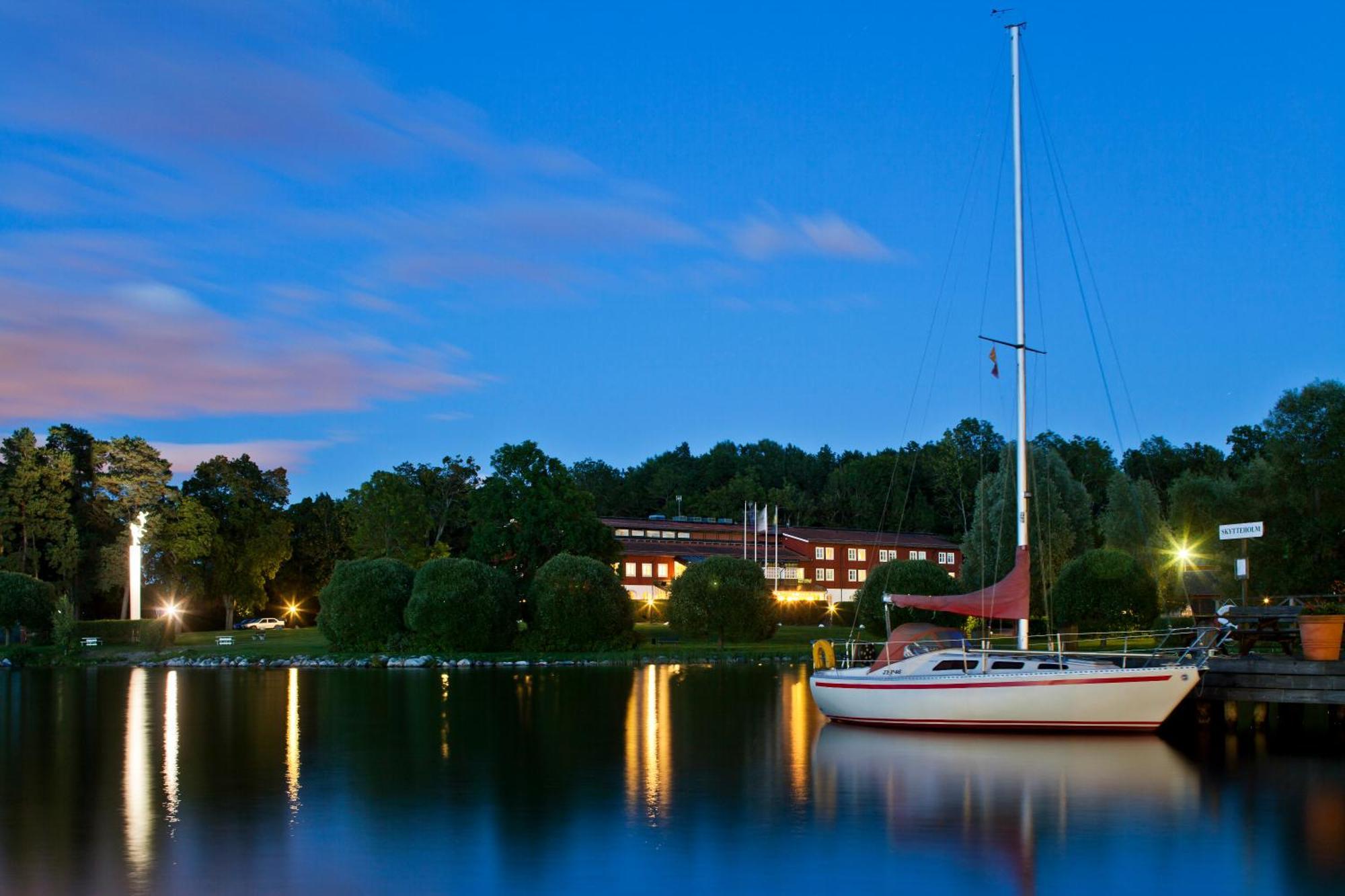 Hotel Skytteholm Ekerö Exterior foto